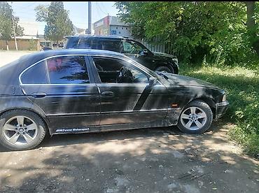 BMW M5: 2001 г., 2.5 л, Типтроник, Седан