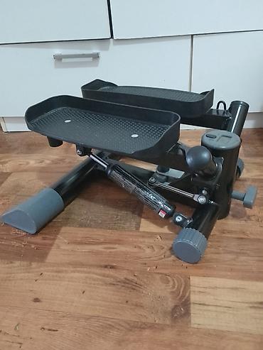 Ostale sprave za vežbanje: Mini stepper za kućni trening - Kompaktan kardio uređaj sa dve — 1