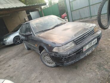 Toyota: Toyota Carina: 1989 г., 2 л, Механика, Бензин