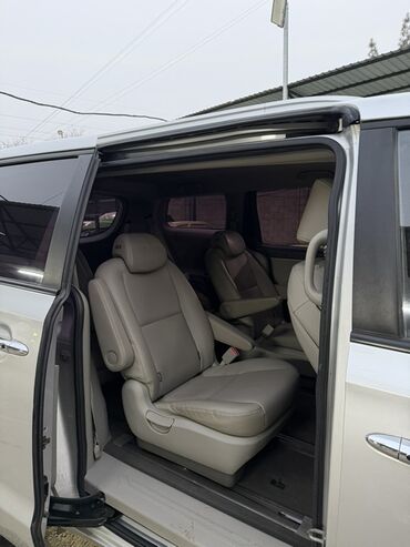 Kia: Kia Carnival: 2019 г., 2.2 л, Автомат, Дизель, Минивэн — 7