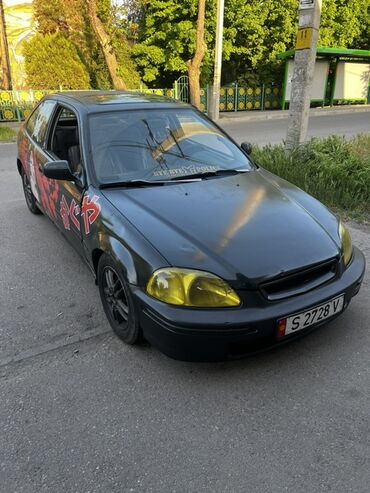 шины на gx: Капот Honda, Колдонулган, Оригинал
