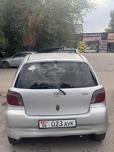 byd e1: Toyota Vitz: 2000 г., 1 л, Автомат, Бензин, Хэтчбэк — 2