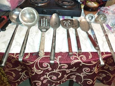 Другие товары для кухни: Половники любой 
Все 9 штук отдам дешевле 
Торг уместен