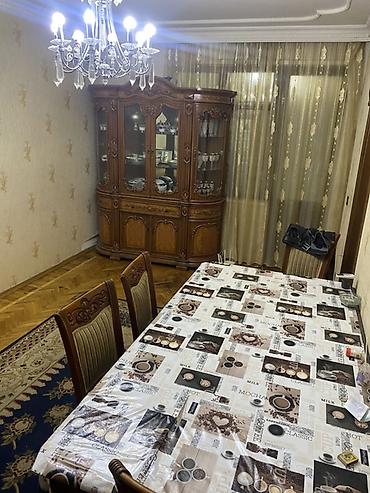 kredit ev: Salam ev ecemide yerlesir metroya 5…6 delim yoldadi Oglan otaq yoldasi — 10