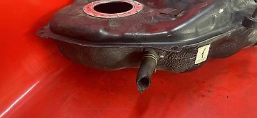 Күйүүчү май бактары: Күйүүчү май багы Mazda 2006 г., Колдонулган, Оригинал, Жапония — 4