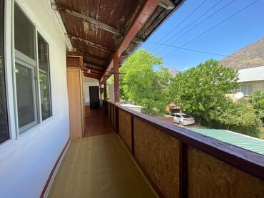 дом в центре сокулук: 55 м², 2 комнаты, Теплый пол, Парковка, Забор, огорожен
