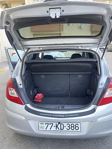 Opel: Opel Corsa CDTI, gümüşü rəng, 5 qapılı hetçbek. Texniki — 7