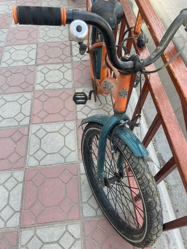 трехколесный велосипед с резиновыми колесами: BMX велосипед, Рама XS (130 -155 см), Б/у