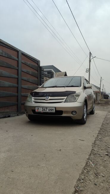 Toyota: Toyota ist: 2002 г., 1.5 л, Автомат, Бензин