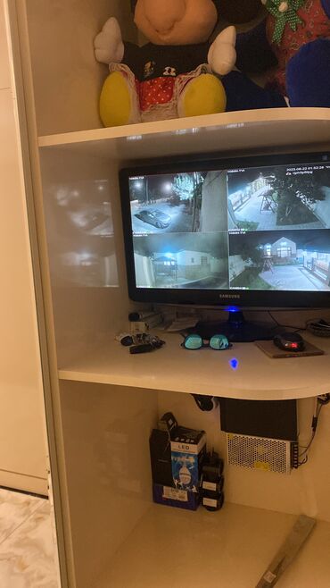 Bağ evlərinin kirayəsi: Şüvəlan qəs., 125 kv. m, 3 otaqlı, Hovuzlu, Telefon, Kanalizasiya, Kombi — 25