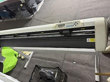 Рекламное оборудование: Режущий плоттер Rabbit (Cutting Plotter) на напольной стойке. - — 7