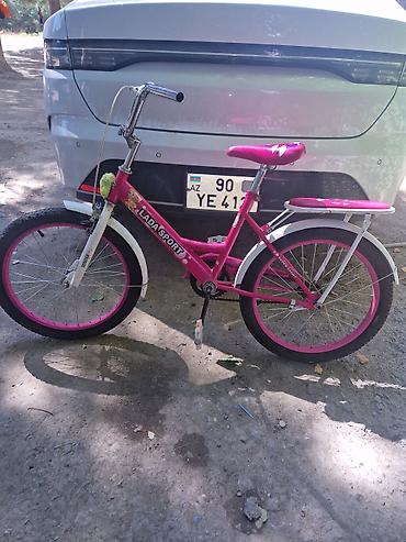 Uşaq velosipedləri: 30luq velosiped satilir. Cox az istifade olunub. Pedalinda yungul — 1