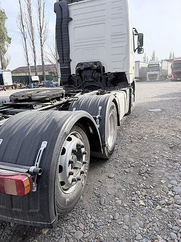 Volvo: Тягач, Volvo, 2010 г., Без прицепа — 8
