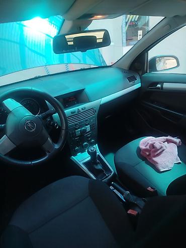 opel astra qiyməti: Opel Astra: 1.4 l | 2006 il 200000 km Universal — 7
