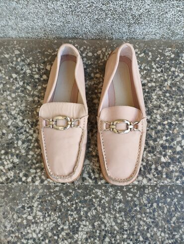 sandale broj 36: Loafers, 40