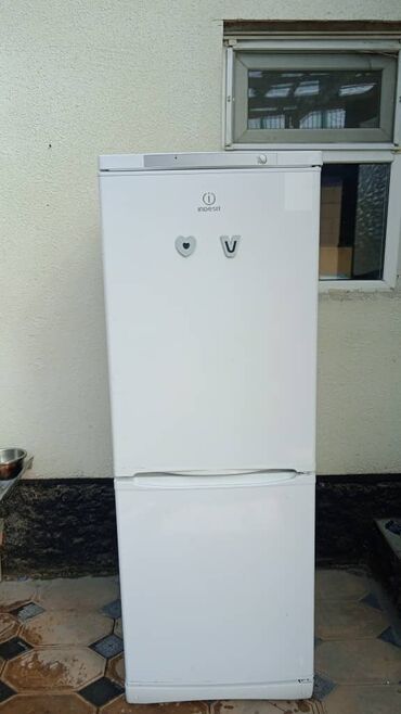 Холодильники: Холодильник Indesit, Двухкамерный