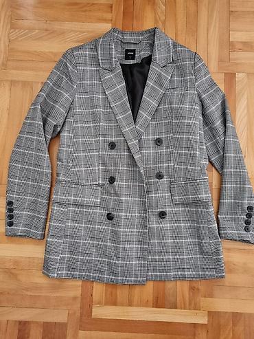 baletanke devojcice: Ženski karirani blejzer – dvoredno kopčanje - Model: klasični — 1