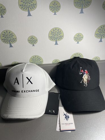 Кепки: Кепки разных видов AIX, USPA, Tommy Hilfiger и обычные с флагом