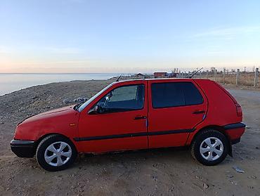 Volkswagen: Volkswagen Golf: 1992 г., 1.8 л, Ручные, Бензин, Хэтчбэк — 4