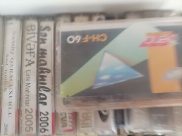 CD, DVD disklər və kassetlər: Orjinal kasetler balacalar 5 AZN vidyo kasetler 8 azn yumuru kasetler — 7