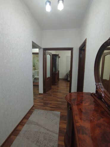 Продажа квартир: 3 комнаты, 98 м², 106 серия улучшенная, 2 этаж, Евроремонт