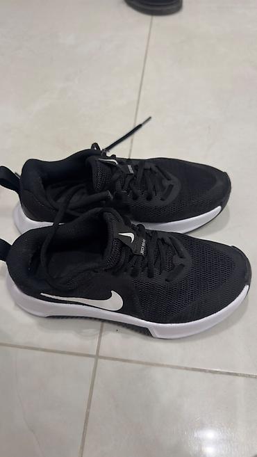Şəxsi əşyalar: Nike, Ölçü: 37, rəng - Qara, İşlənmiş — 3