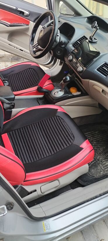 Oturacaq örtükləri: Honda Civic üçün aksesuar paketi - Qapı üstü küləkdənqoruyucu — 2