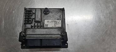 orginal: KOMPJUTER MOTORA ZA VOLKSWAGEN POLO - 03P906021B | Kompjuter motora — 1