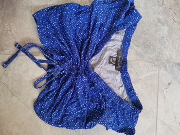 elegantni crop top: M (EU 38), S (EU 36)