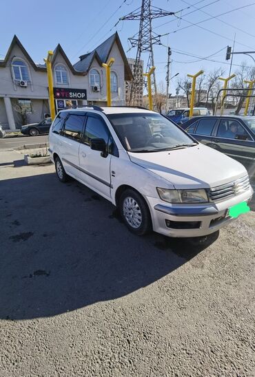 Mitsubishi: Mitsubishi Space Wagon: 2001 г., 2.4 л, Автомат, Бензин, Минивэн — 3
