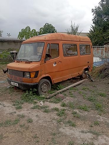 топливный бак: Будка Mercedes-Benz, Б/у — 3
