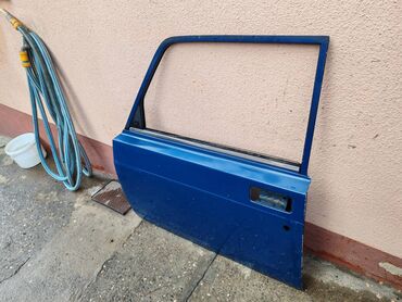 Auto delovi: Vrata prednja leva Lada 2107, Lada 2105,2104 Karavan. Vrata su ocuvana — 4
