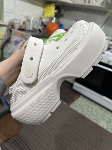 обувь америка: Продаются Crocsзаказывали с Америки,размер не подошёлпродадим за