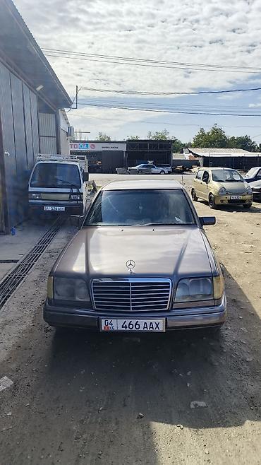 deo nexia: Mercedes-Benz E-Class: 1994 г., 2 л, Механика, Бензин, Седан — 8