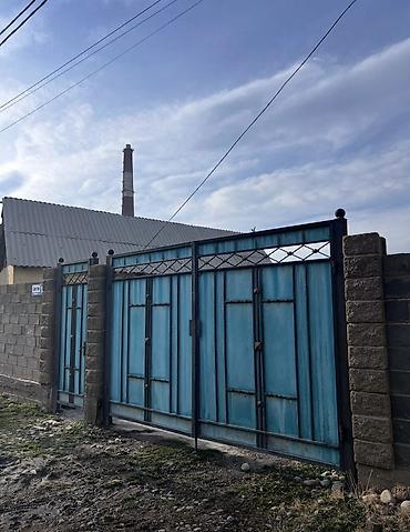 Продажа коттеджей и домов: ‼️‼️СРОЧНО Продается дом 🏠 В БЫСТРО-РАЗВИВАЮЩИМ РАЙОНЕ (есть отличное — 10