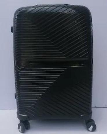Putni koferi i torbe: Tvrdi koferi – set 3 komada, crni, sa reljefnim dijagonalnim linijama — 10