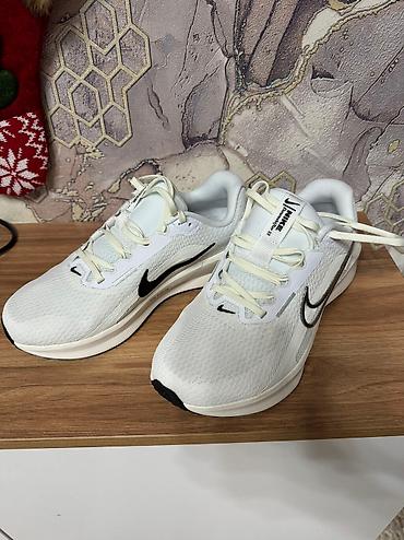 nike precision 5: Продаю кроссовки найк nike оригинал новые Заказали Не подошел размер — 2