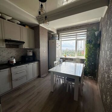 1 комнатная квартира на продажу: 4 бөлмө, 120 кв. м, Элитка, 10 кабат, Евроремонт