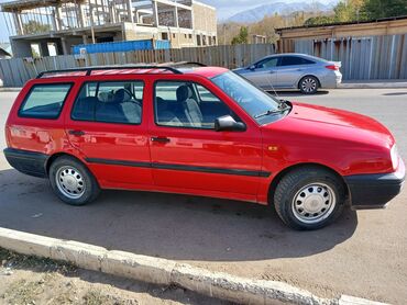 tayota runx: Volkswagen Golf: 1995 г., 1.8 л, Механика, Бензин, Универсал