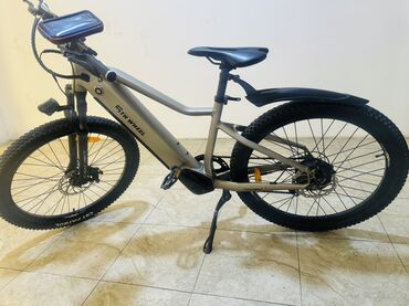 Elektrik velosipedlər: İşlənmiş Elektrik velosipedi 28", sürətlərin sayı: 7, 250 Vt, Ünvandan götürmə — 6