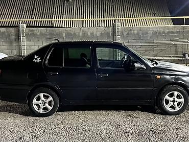 Volkswagen: Volkswagen Vento: 1992 г., 1.9 л, Механика, Дизель, Хэтчбэк — 3