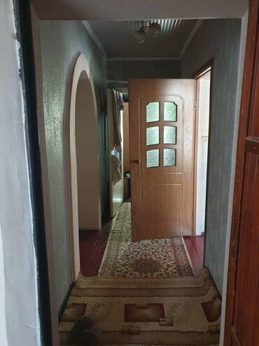 дом в жалабаде: Үй, 43 кв. м, 3 бөлмө, Менчик ээси