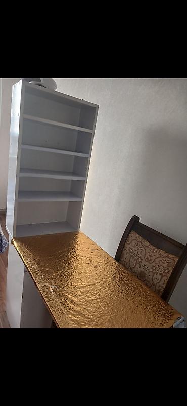 dolab sifarisi: Ağ rəngli çoxrəfli kitab/aksesuar rəfi və iş masası kombini - — 1