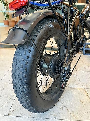 velesiped: İşlənmiş Elektrik velosipedi 20", sürətlərin sayı: 32, 750 < Vt, Ünvandan götürmə, Ödənişli çatdırılma, Rayonlara çatdırılma — 6