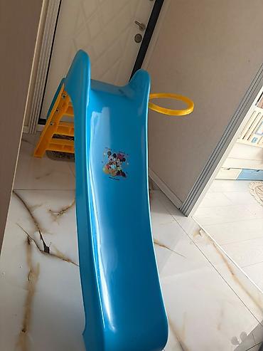 köhnə oyuncaqlar: Sürüşken satılır 45 manata təzədir.unvan Zərifə Əliyeva adına göz — 1