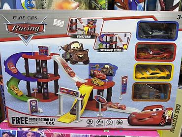 Игровой набор «Crazy Cars Racing» — многоуровневая трасса с парковкой