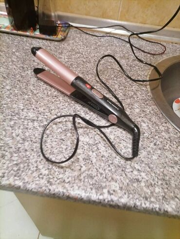 Prese za kosu: Pegla za kosu Favorit 55w kao nova je
 Mirjevo — 13