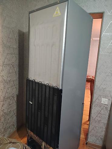 xarab kamera: Xarab 2 qapılı Indesit Soyuducu Satılır, rəng - Gümüşü — 5