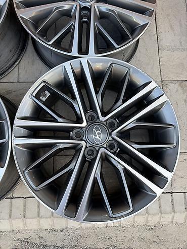 камри диск: Литые Диски R 17 Hyundai, Комплект, отверстий - 5, Б/у — 5