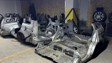 Другие детали кузова: Разбор Honda CR-V 2 / 3 (2002–2011) 🚗 Разбираем Honda CR-V 2 и 3